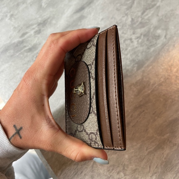 Card holder - Picture 3 of 4